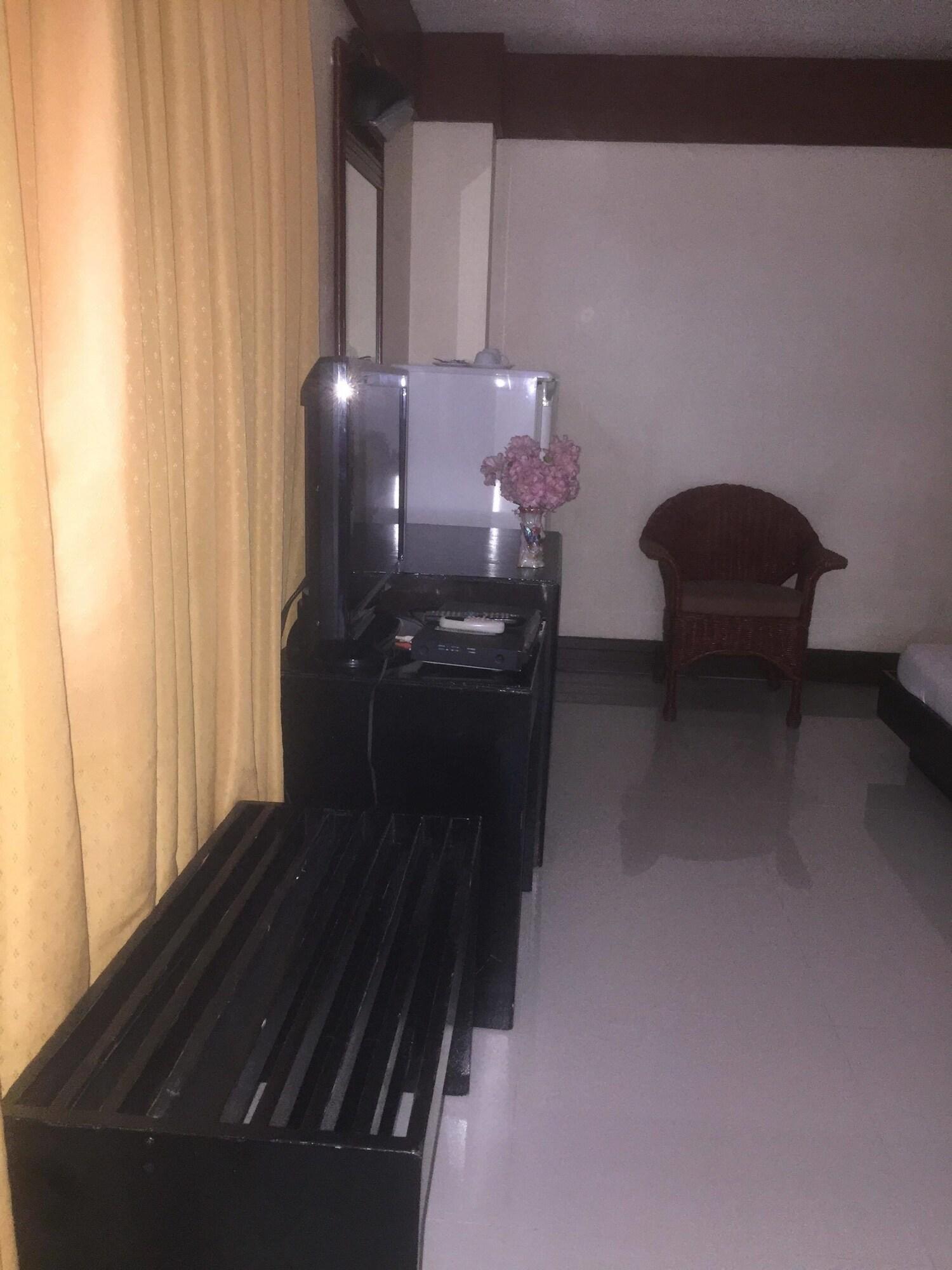 พารากอน สวีท Hotel Cebu ภายนอก รูปภาพ
