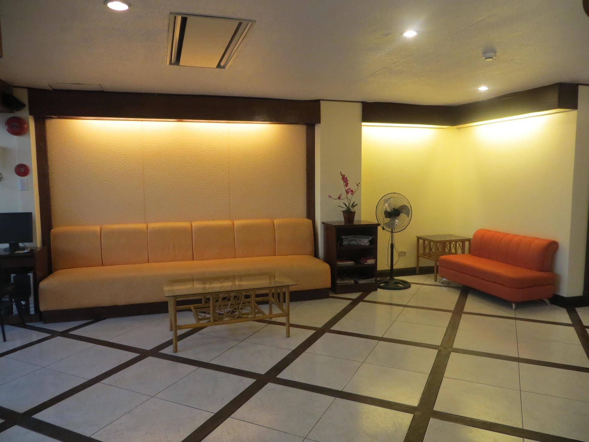 พารากอน สวีท Hotel Cebu ภายนอก รูปภาพ