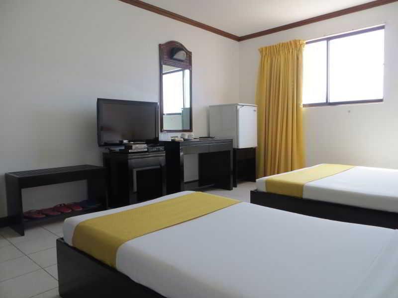 พารากอน สวีท Hotel Cebu ภายนอก รูปภาพ
