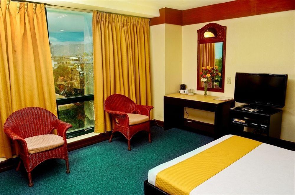 พารากอน สวีท Hotel Cebu ภายนอก รูปภาพ