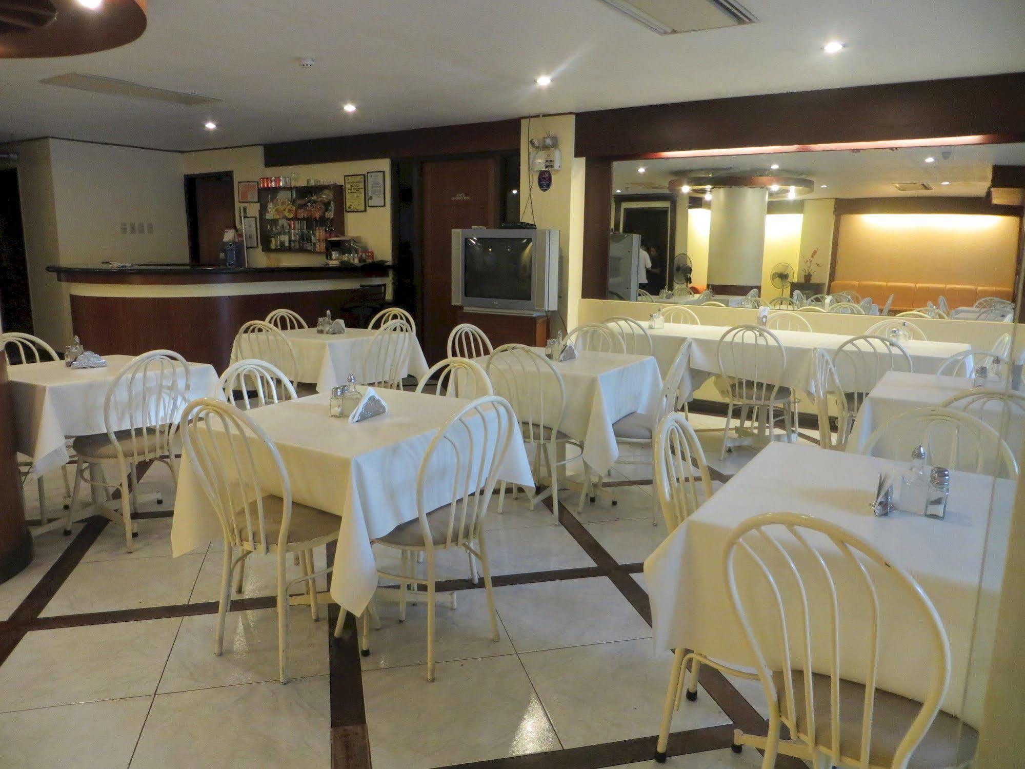 พารากอน สวีท Hotel Cebu ภายนอก รูปภาพ