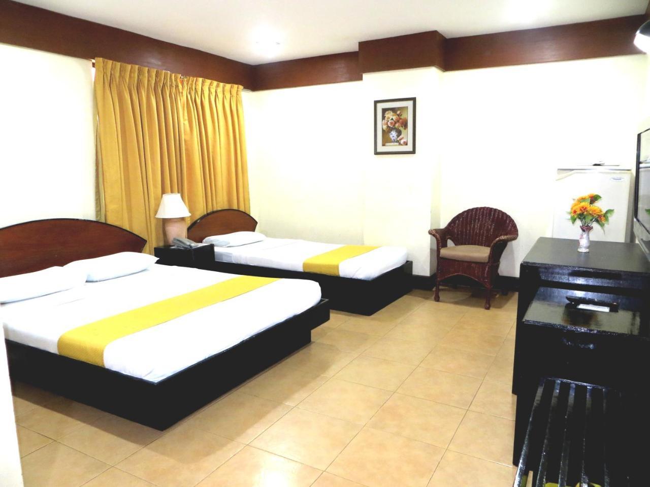 พารากอน สวีท Hotel Cebu ภายนอก รูปภาพ